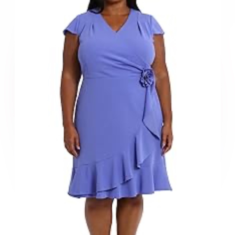 London Times Plus Size Short Sleeve V Neck Faux Dress ( Pastel Purple )